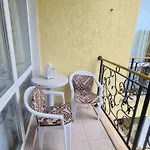 Apartment Sweet 2 *